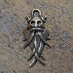 Amulett Runenstein Messing oder Silberfarben