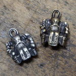 Amulett Odin von Lejre Messing oder Silberfarben