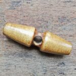 Knebel aus Holz hell