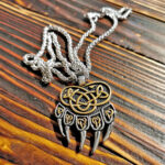 Amulett Baerentaze Gold