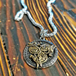 Amulett Drache goldfarben