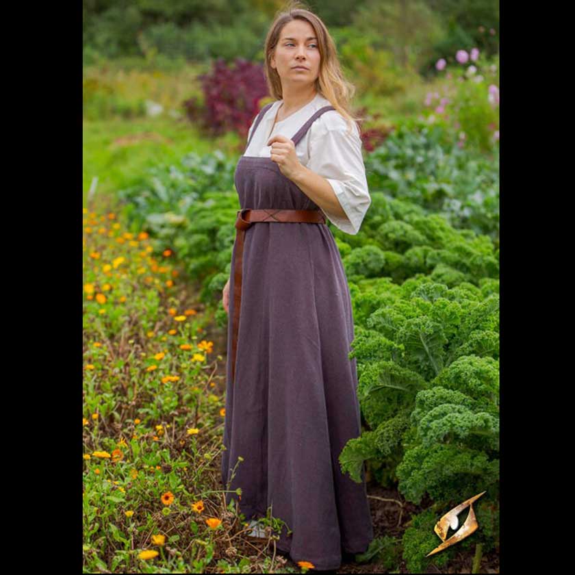 s414329983377326361_p3265_i216_w840-2.jpeg Schurzenkleid Frida Rot – Bild 1