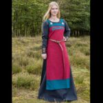 Wikinger Schurze bestickt Rot
