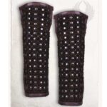 Beinschiene Geflochten mit Nieten Wildleder Braun